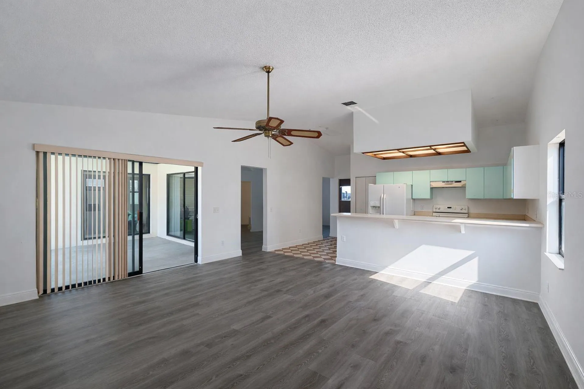 516 Rapid Falls Drive Brandon FL 33511