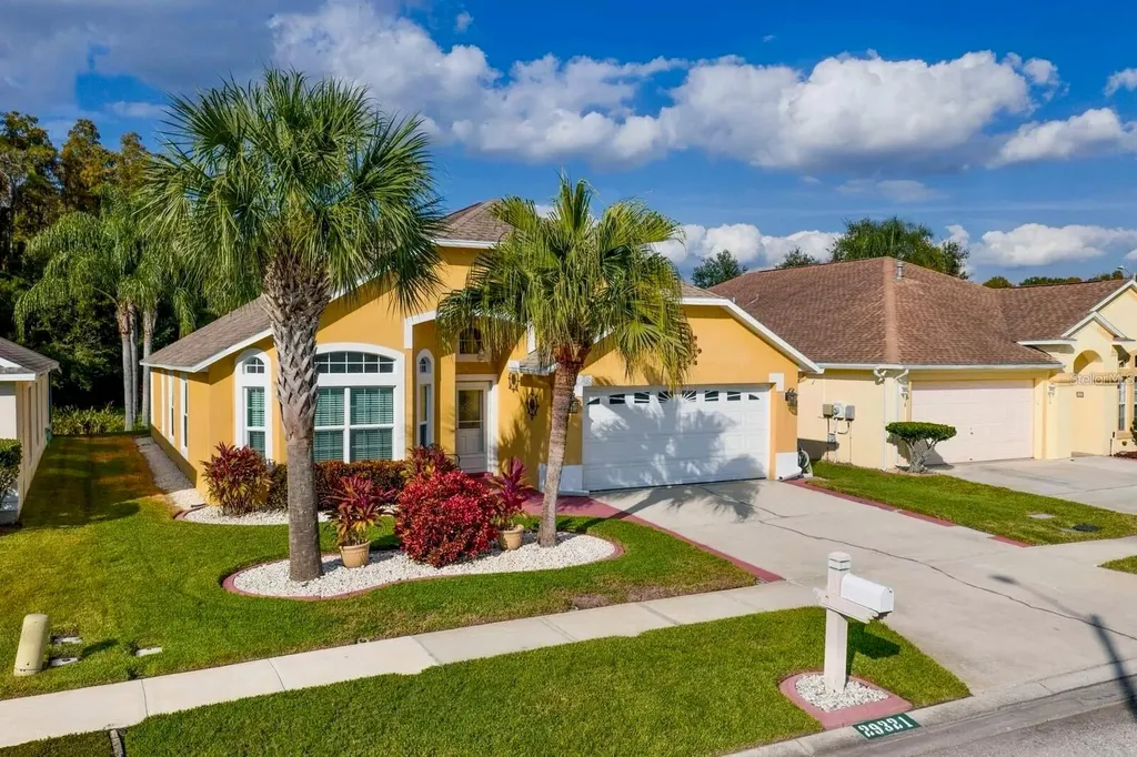 29321 Yarrow Drive Wesley Chapel FL 33543