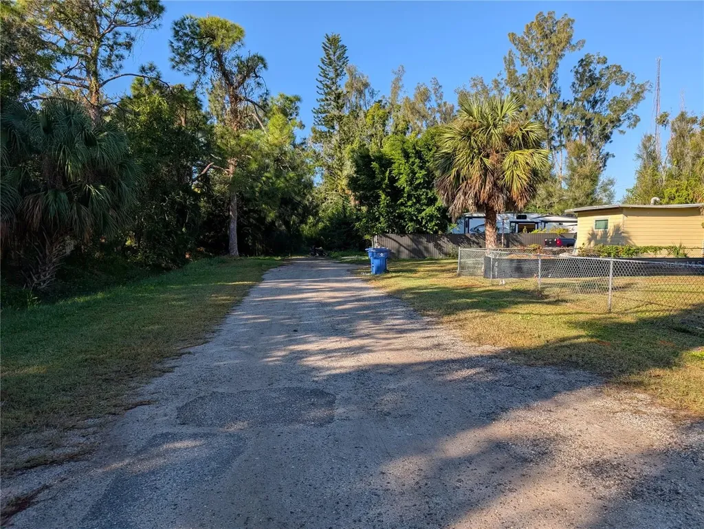 1331 Mentone Drive NE St Petersburg FL 33702