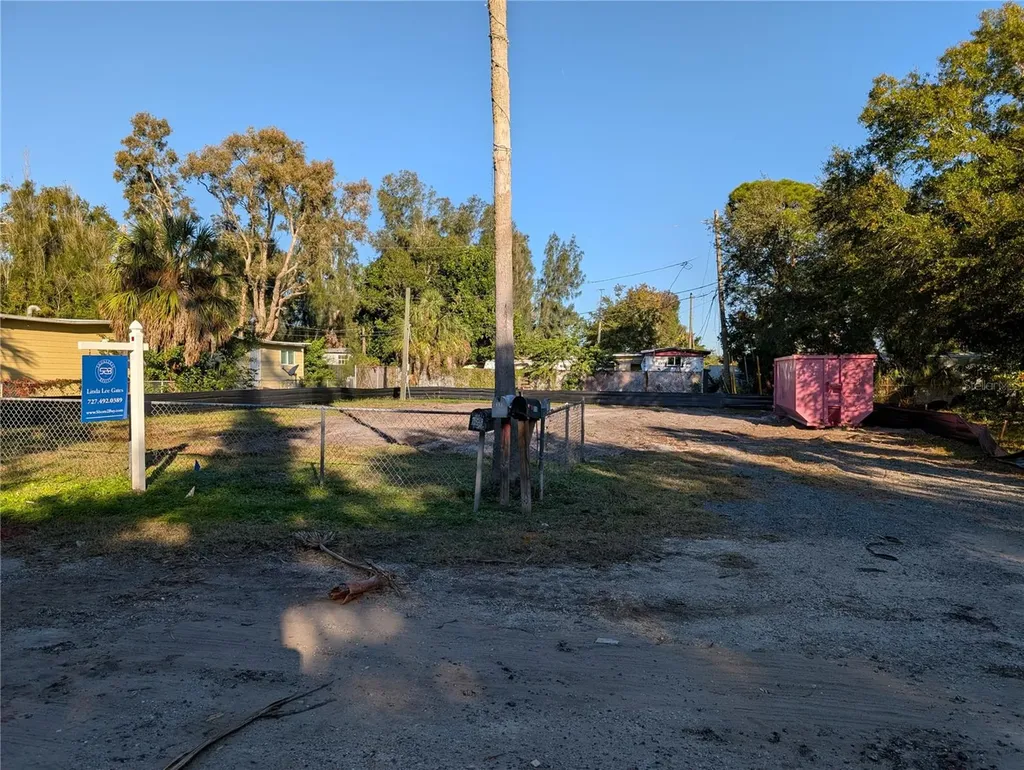 1331 Mentone Drive NE St Petersburg FL 33702