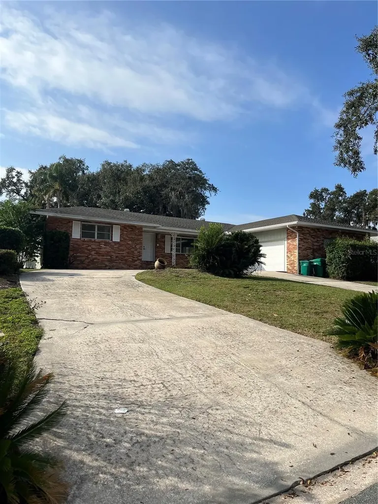 812 Northside Drive Mount Dora FL 32757
