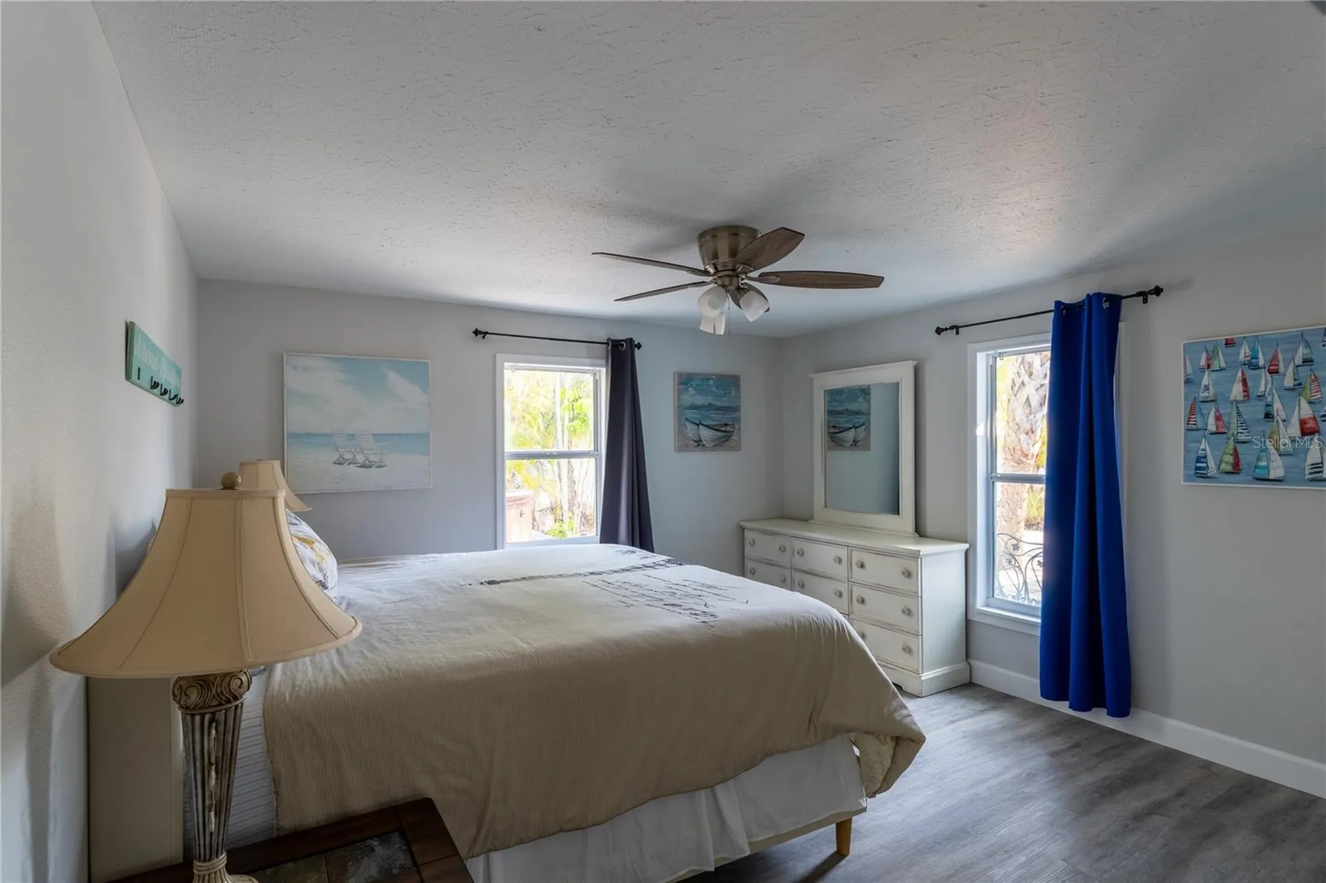 604 Avenida De Mayo Sarasota FL 34242