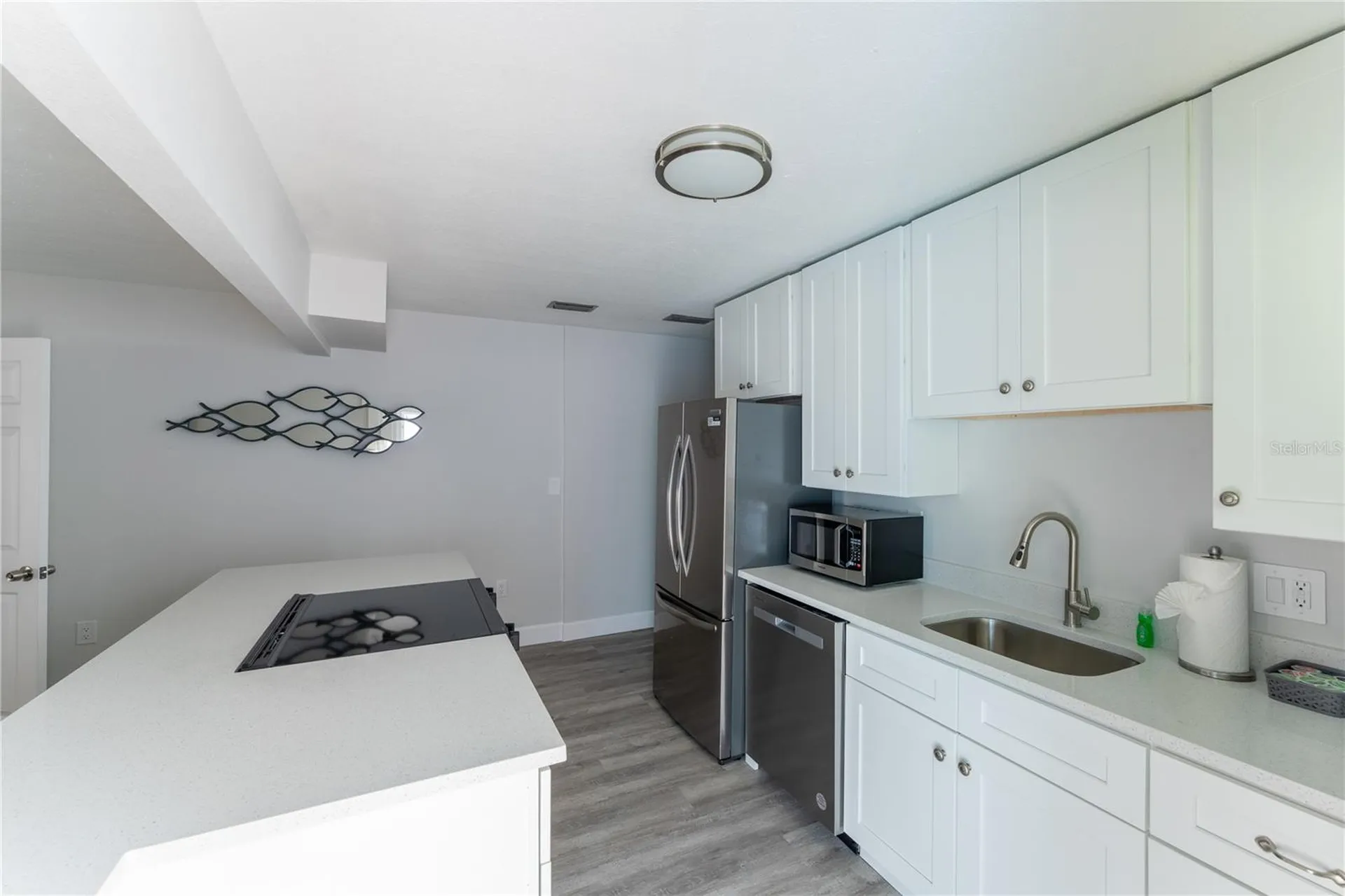 604 Avenida De Mayo Sarasota FL 34242