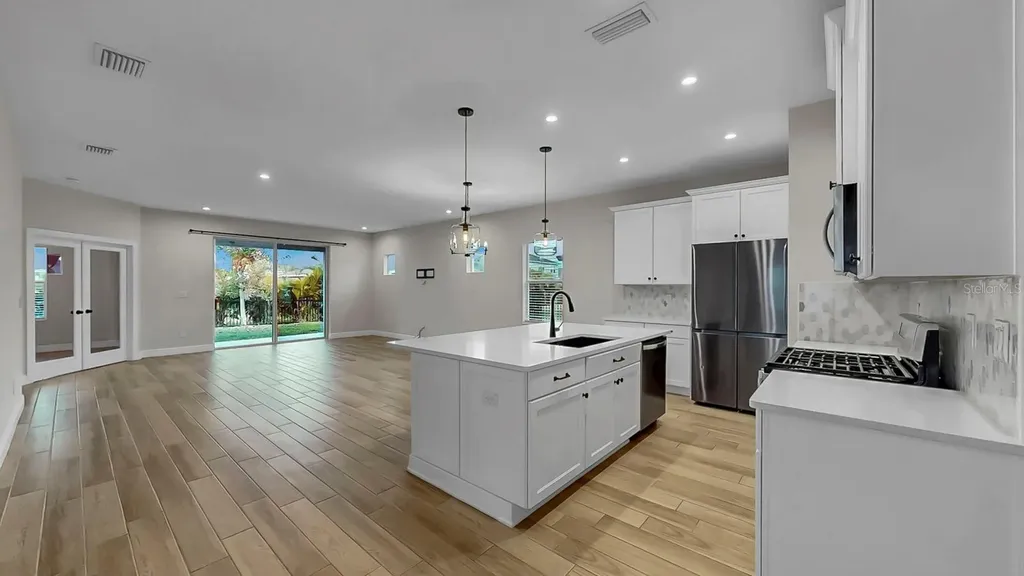 5524 Del Coronado Drive Apollo Beach FL 33572