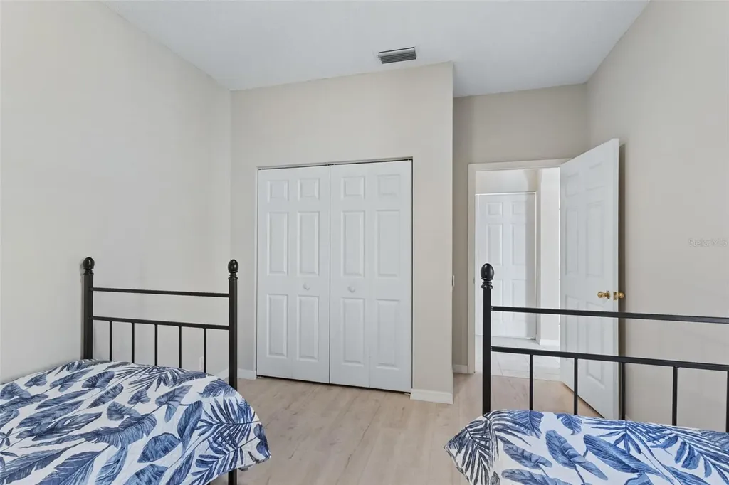 8525 54th Avenue Circle E Bradenton FL 34211