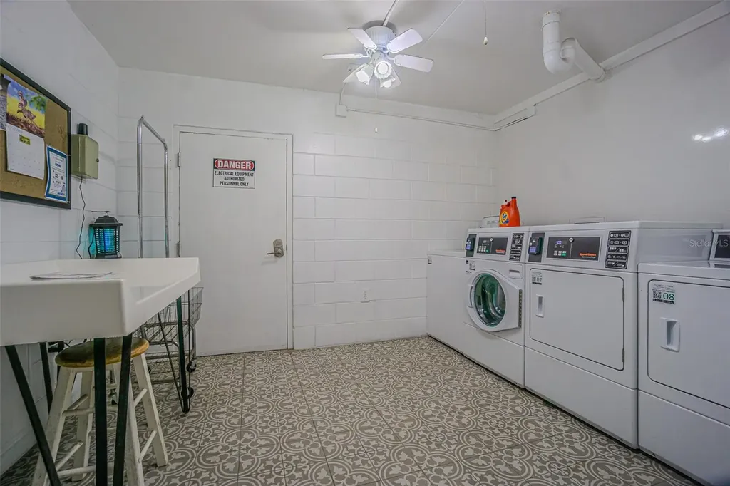 2302 S Manhattan Avenue Tampa FL 33629