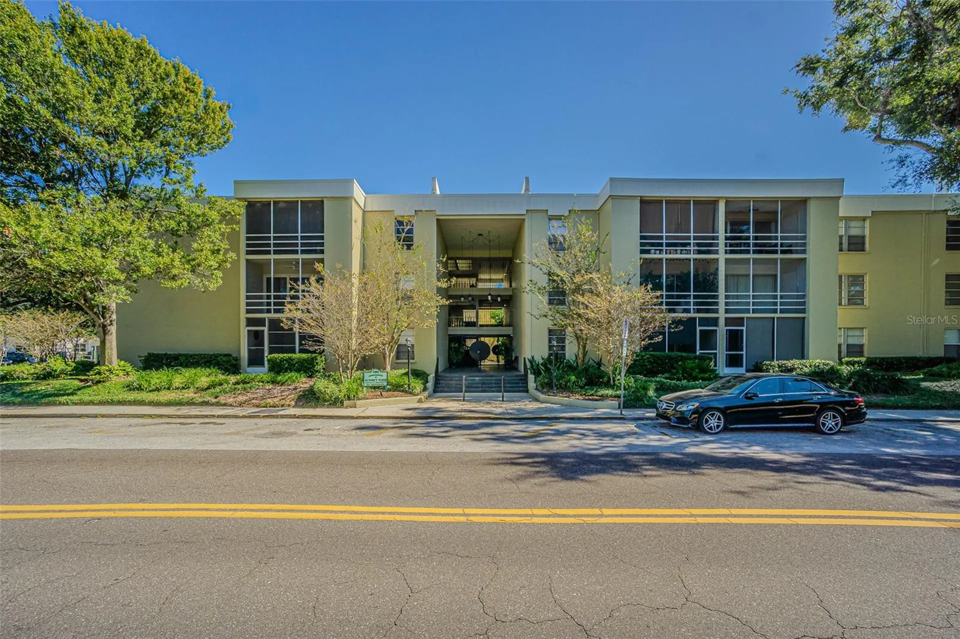 2302 S Manhattan Avenue Tampa FL 33629