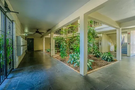 2302 S Manhattan Avenue Tampa FL 33629