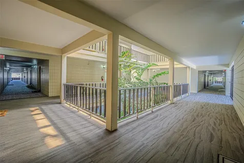 2302 S Manhattan Avenue Tampa FL 33629