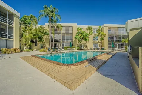 2302 S Manhattan Avenue Tampa FL 33629