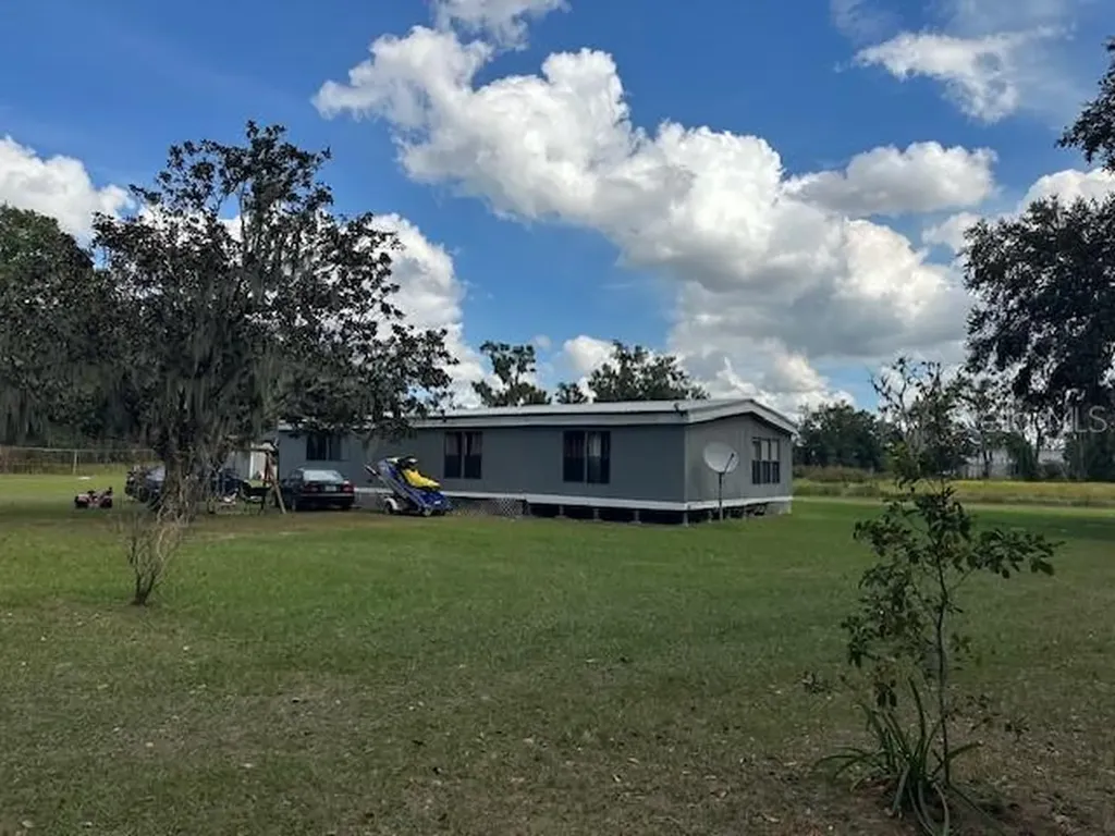 10102 Loetscher Lane Lithia FL 33547