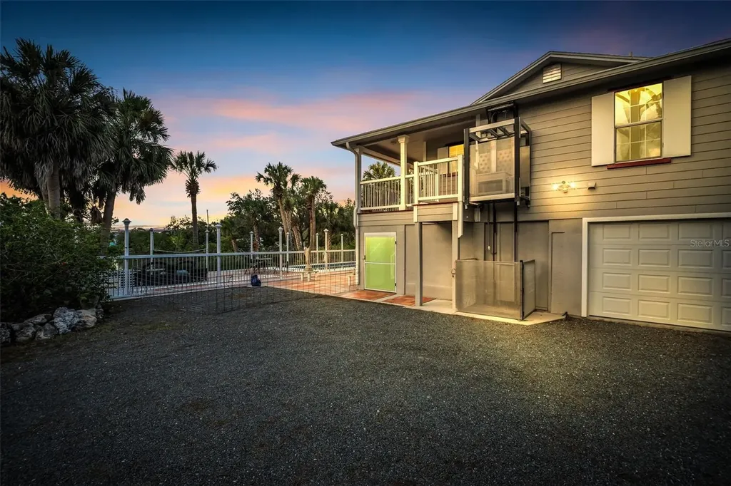 4915 South Road New Port Richey FL 34652
