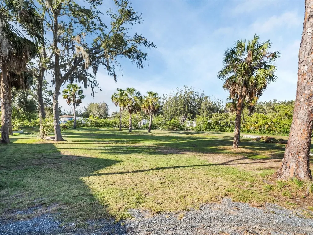 4915 South Road New Port Richey FL 34652