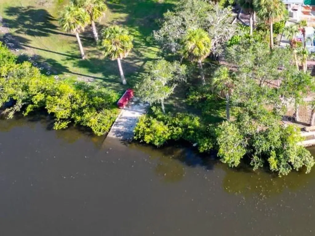 4915 South Road New Port Richey FL 34652