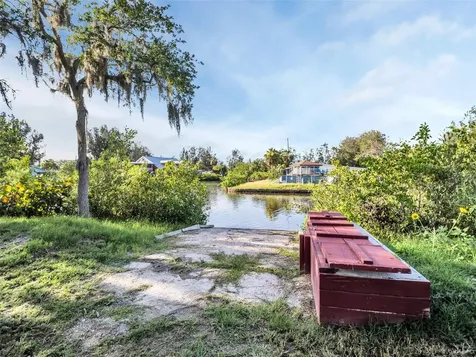 4915 South Road New Port Richey FL 34652