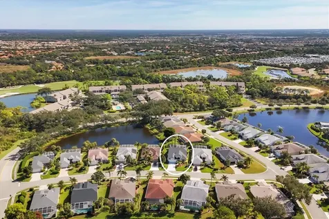 8945 Olde Hickory Avenue Sarasota FL 34238