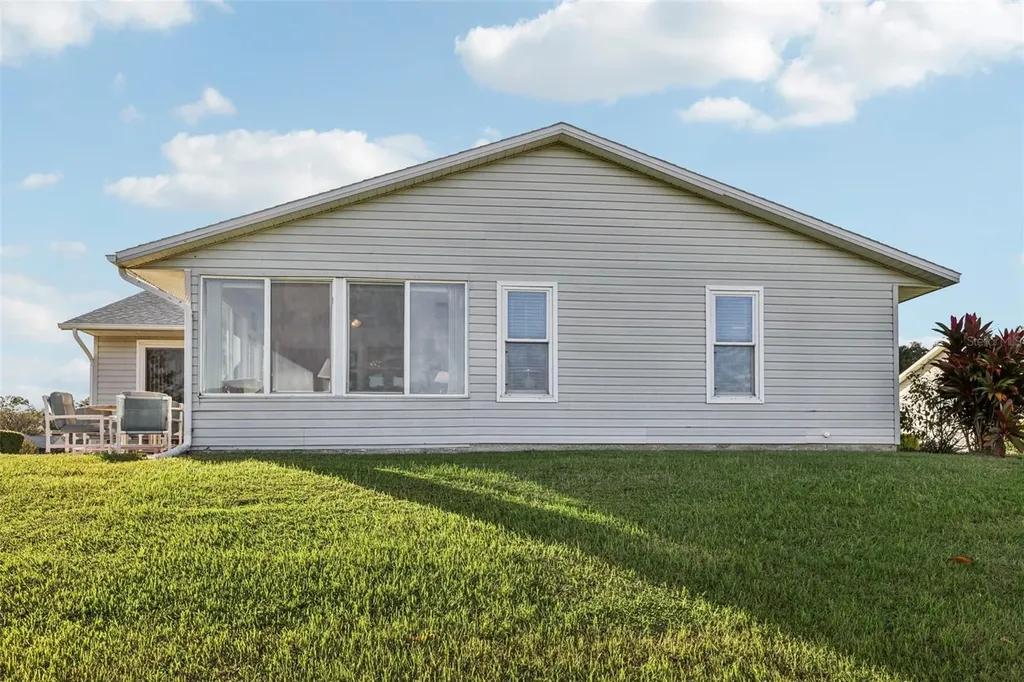 26209 Newcombe Circle Leesburg FL 34748