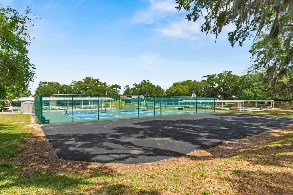 26209 Newcombe Circle Leesburg FL 34748