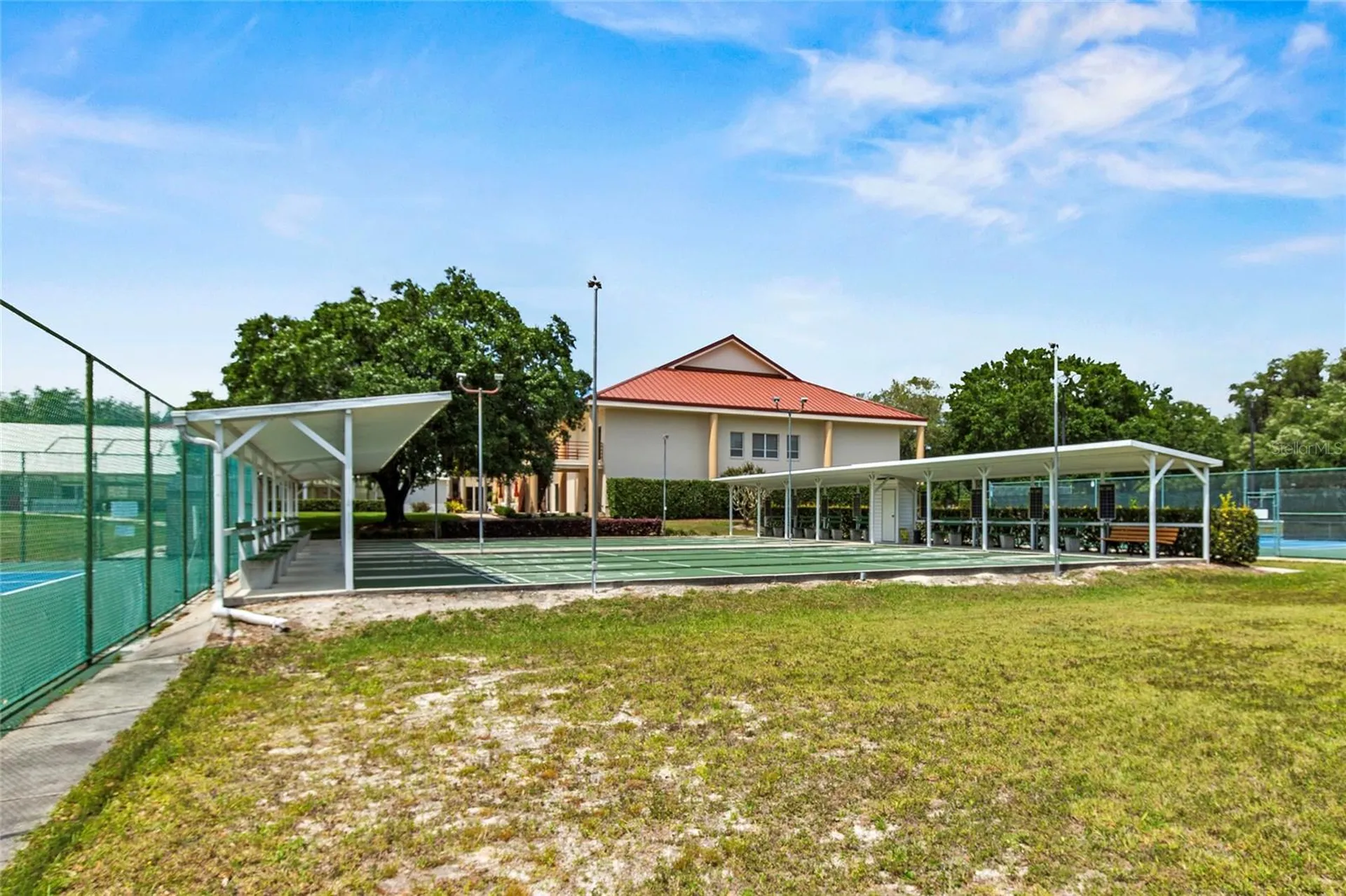 26209 Newcombe Circle Leesburg FL 34748