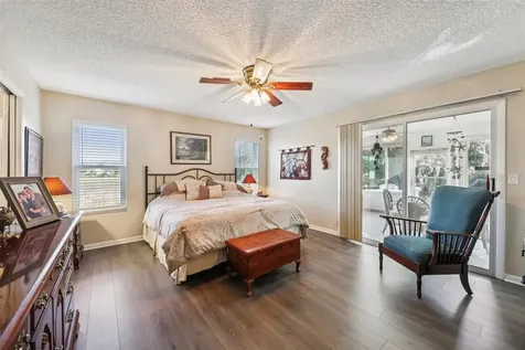 26209 Newcombe Circle Leesburg FL 34748