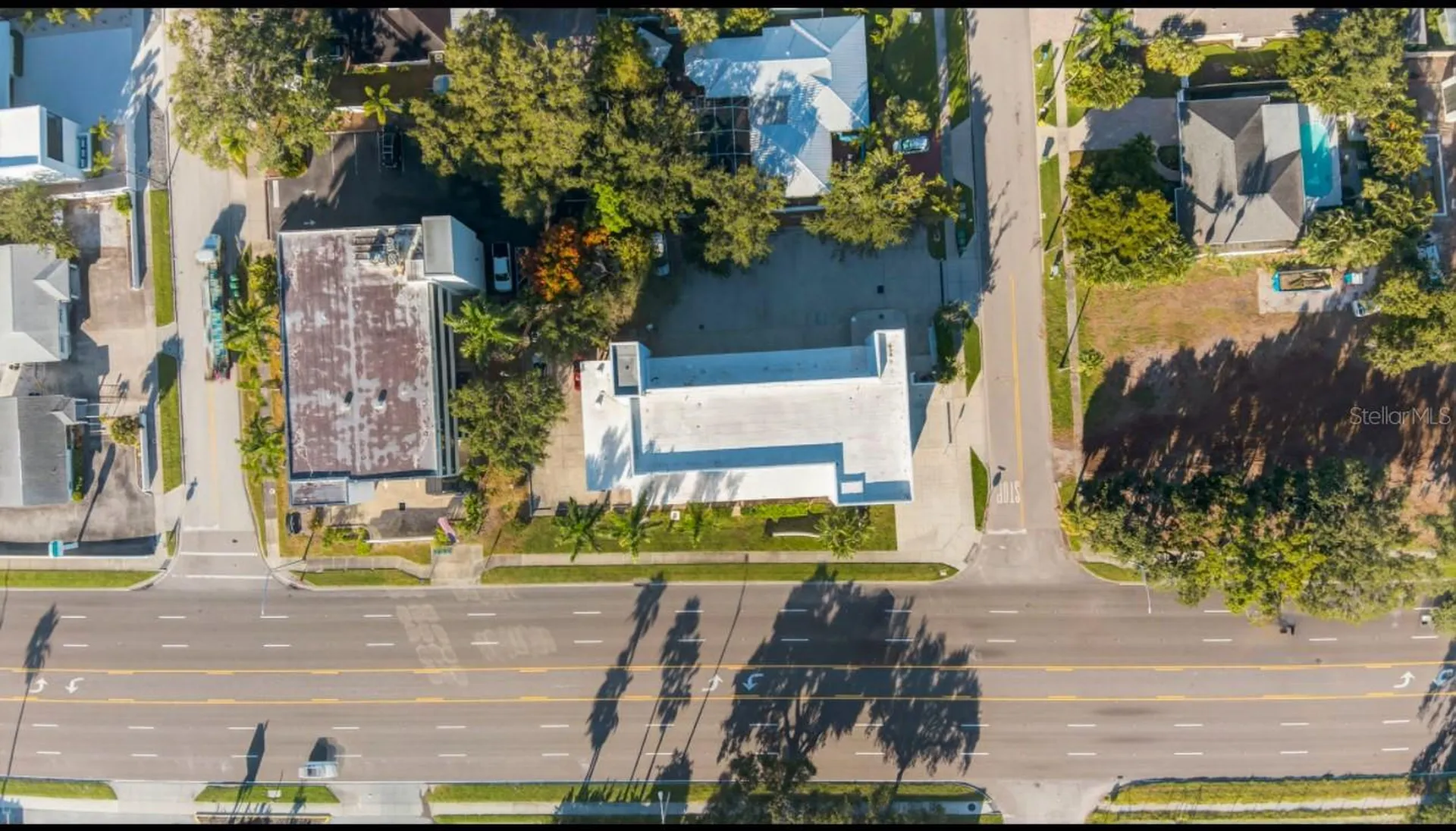 2426 S Tamiami Trail Sarasota FL 34239