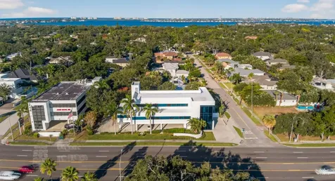 2426 S Tamiami Trail Sarasota FL 34239