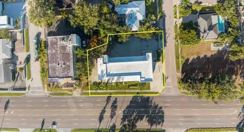 2426 S Tamiami Trail Sarasota FL 34239