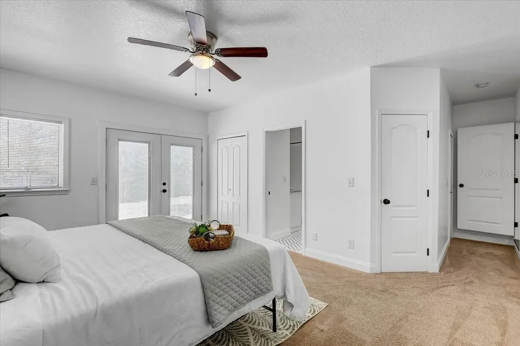 911 W Candlewood Avenue Tampa FL 33603