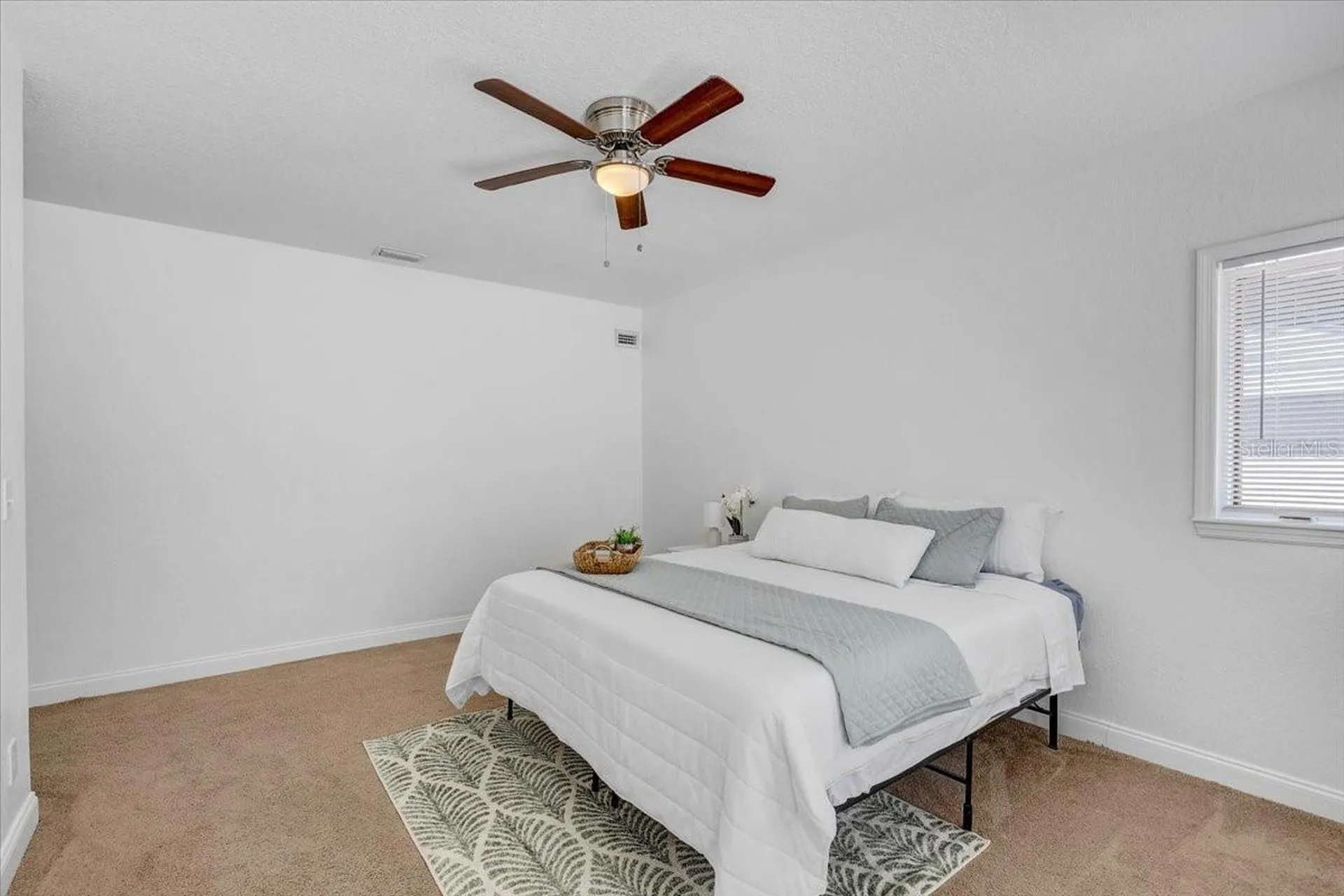 911 W Candlewood Avenue Tampa FL 33603