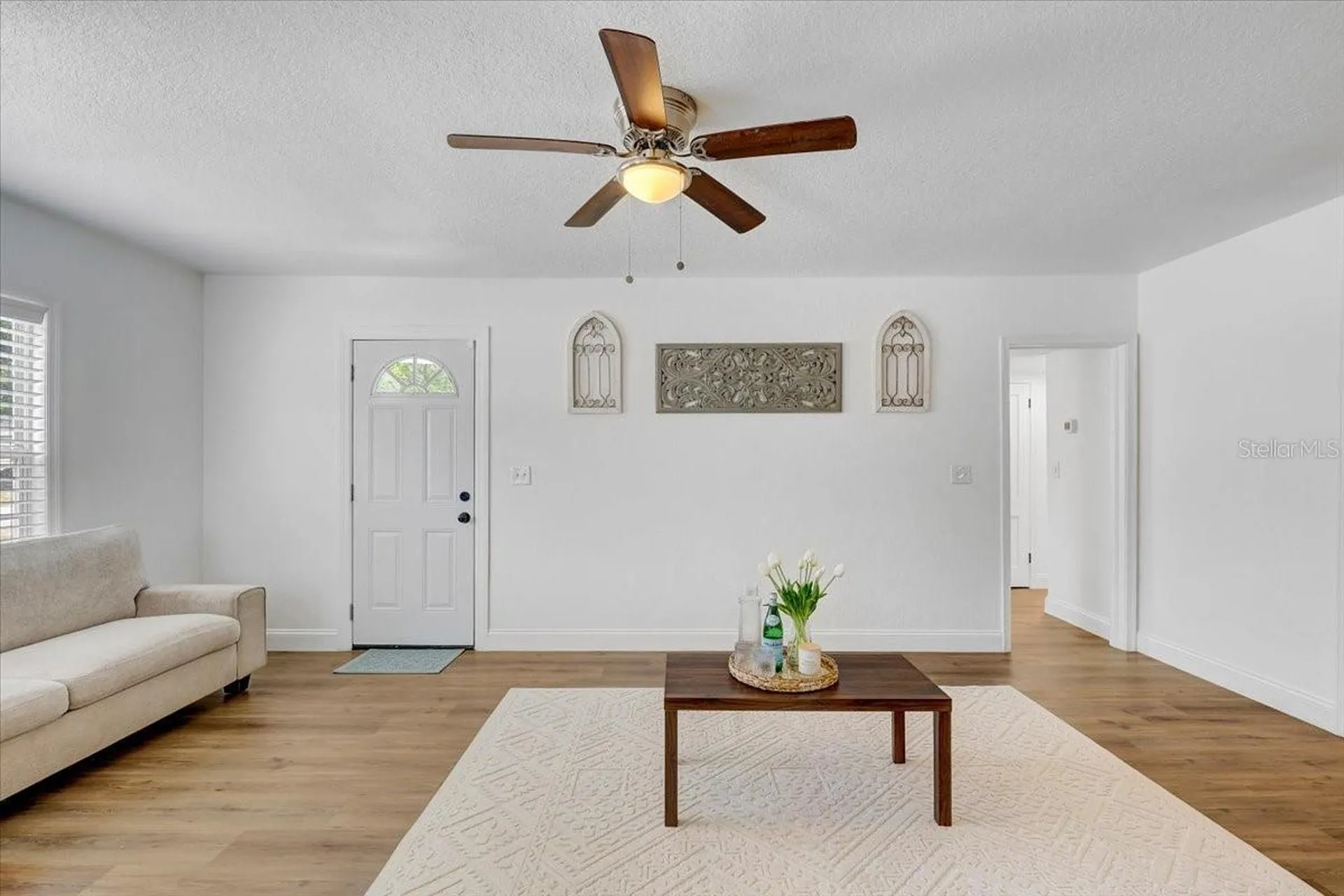 911 W Candlewood Avenue Tampa FL 33603