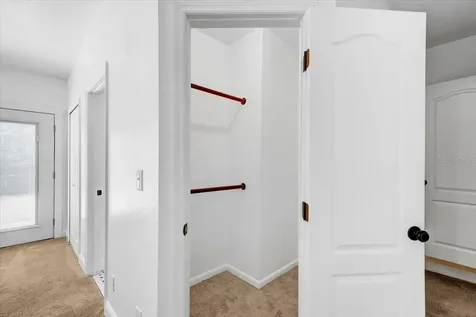 911 W Candlewood Avenue Tampa FL 33603