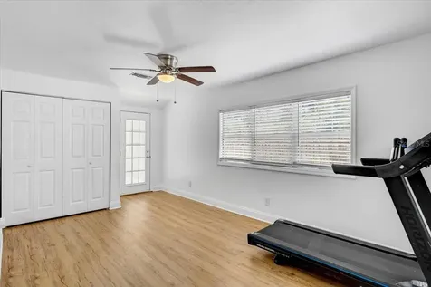 911 W Candlewood Avenue Tampa FL 33603