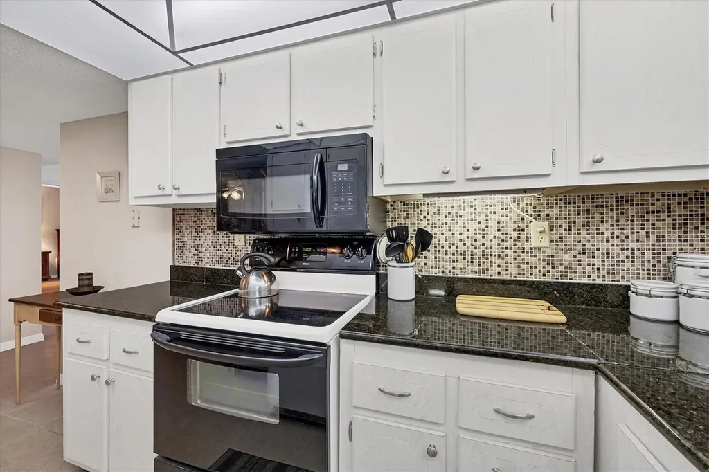 25188 Marion Avenue Punta Gorda FL 33950
