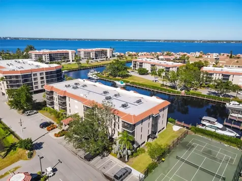 25188 Marion Avenue Punta Gorda FL 33950