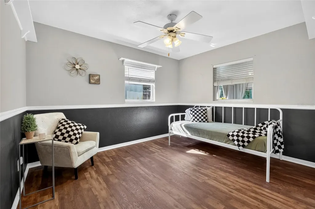 3990 59th Way N St Petersburg FL 33709