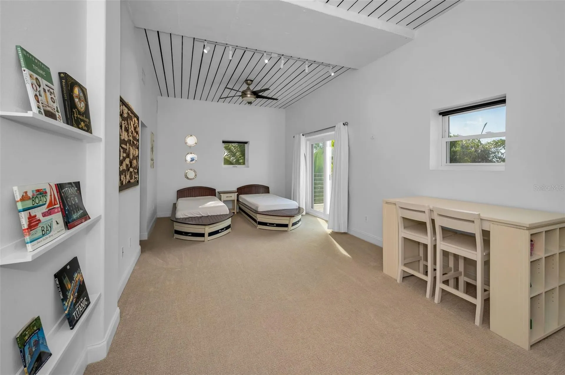 10206 4th Street E Treasure Island FL 33706