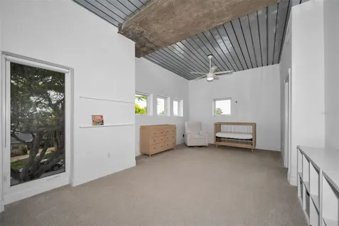 10206 4th Street E Treasure Island FL 33706