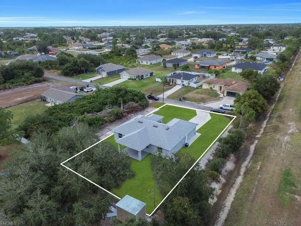 2915 6th Street SW Lehigh Acres FL 33976