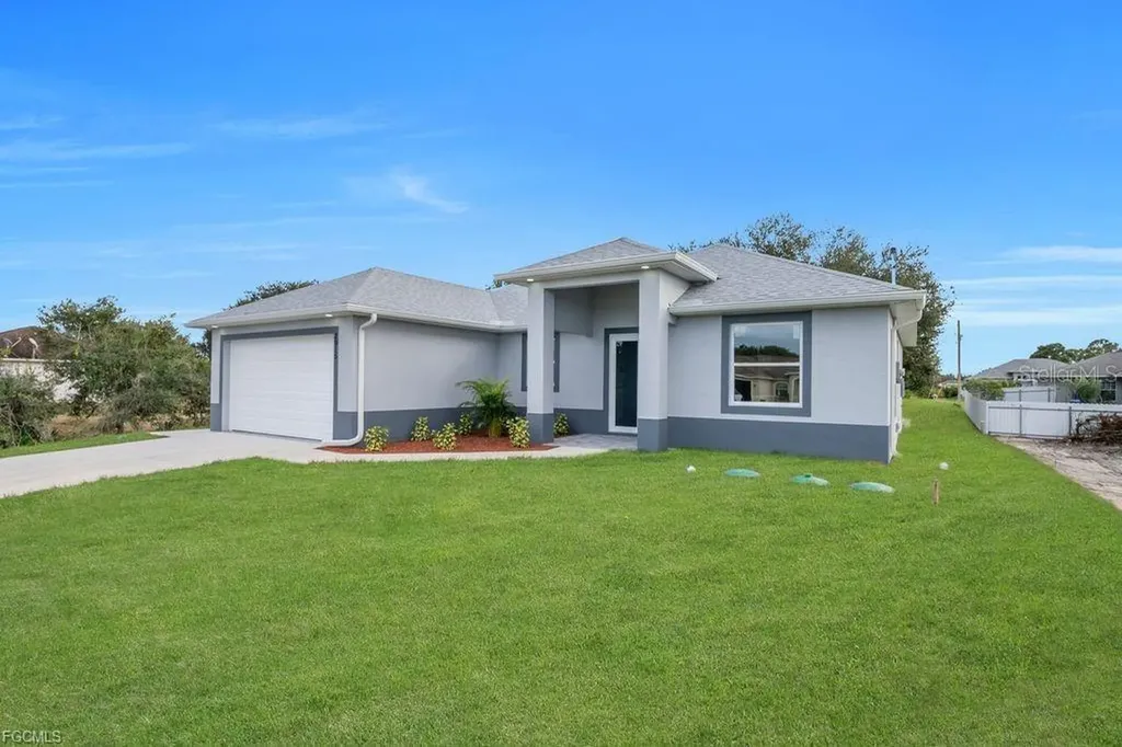 2915 6th Street SW Lehigh Acres FL 33976