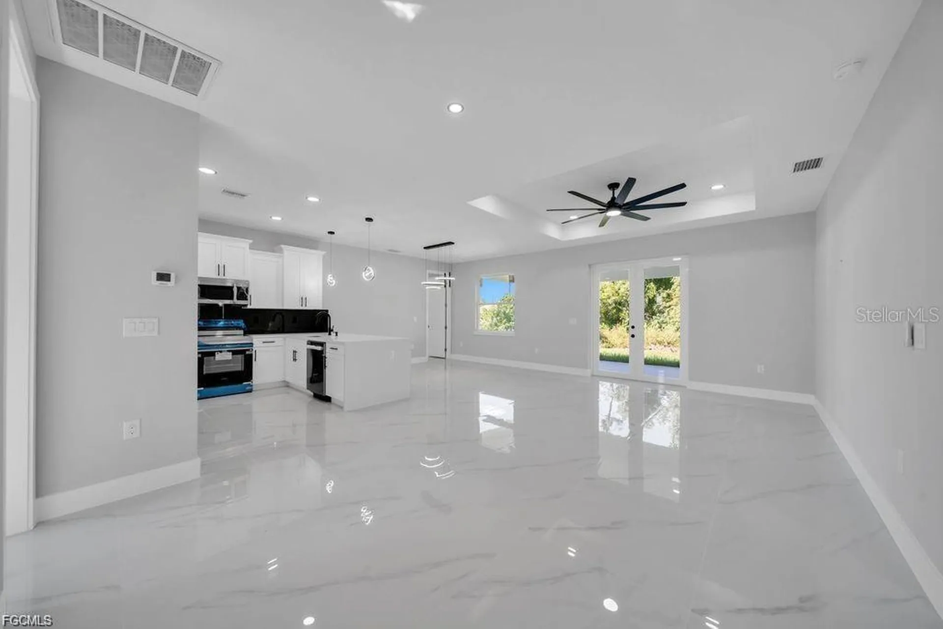 2915 6th Street SW Lehigh Acres FL 33976