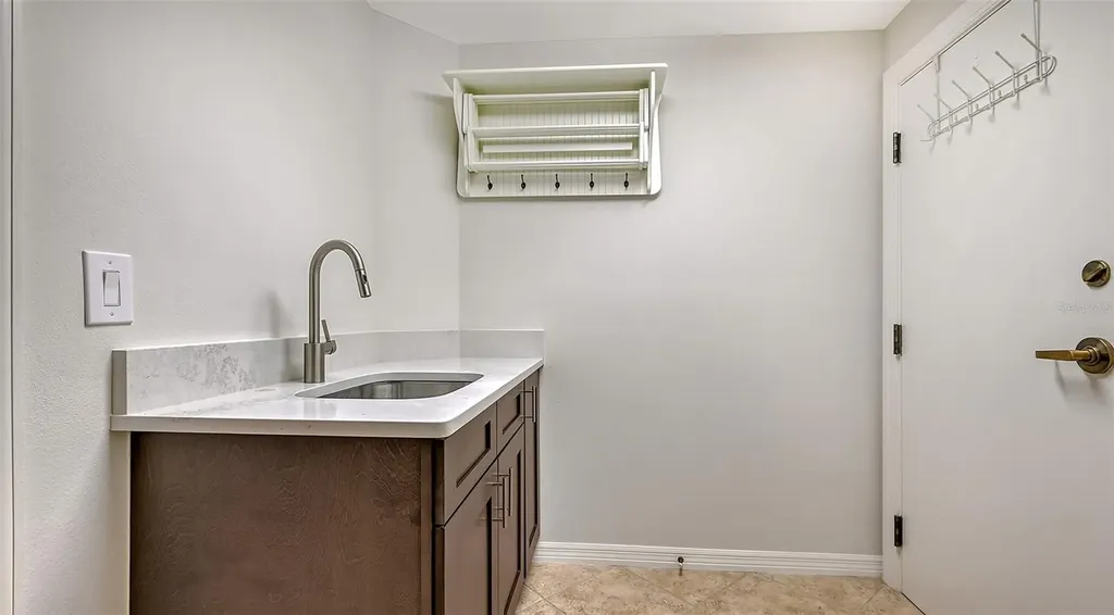 401 N Point Road Osprey FL 34229