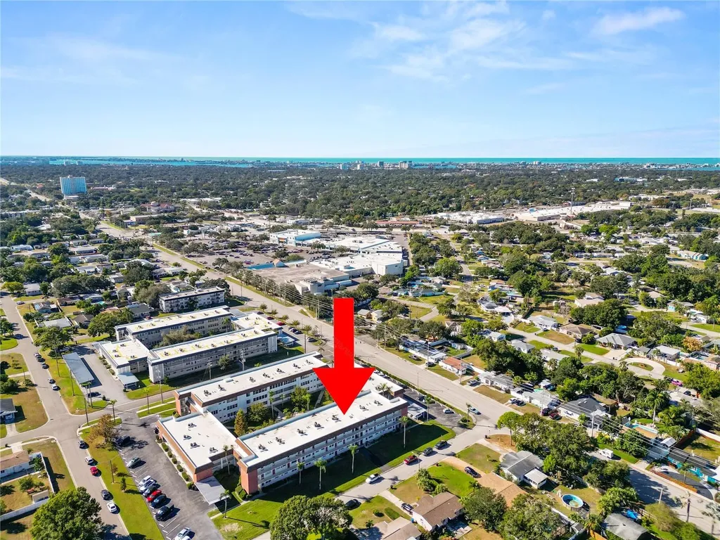 5728 14th Avenue N St Petersburg FL 33710