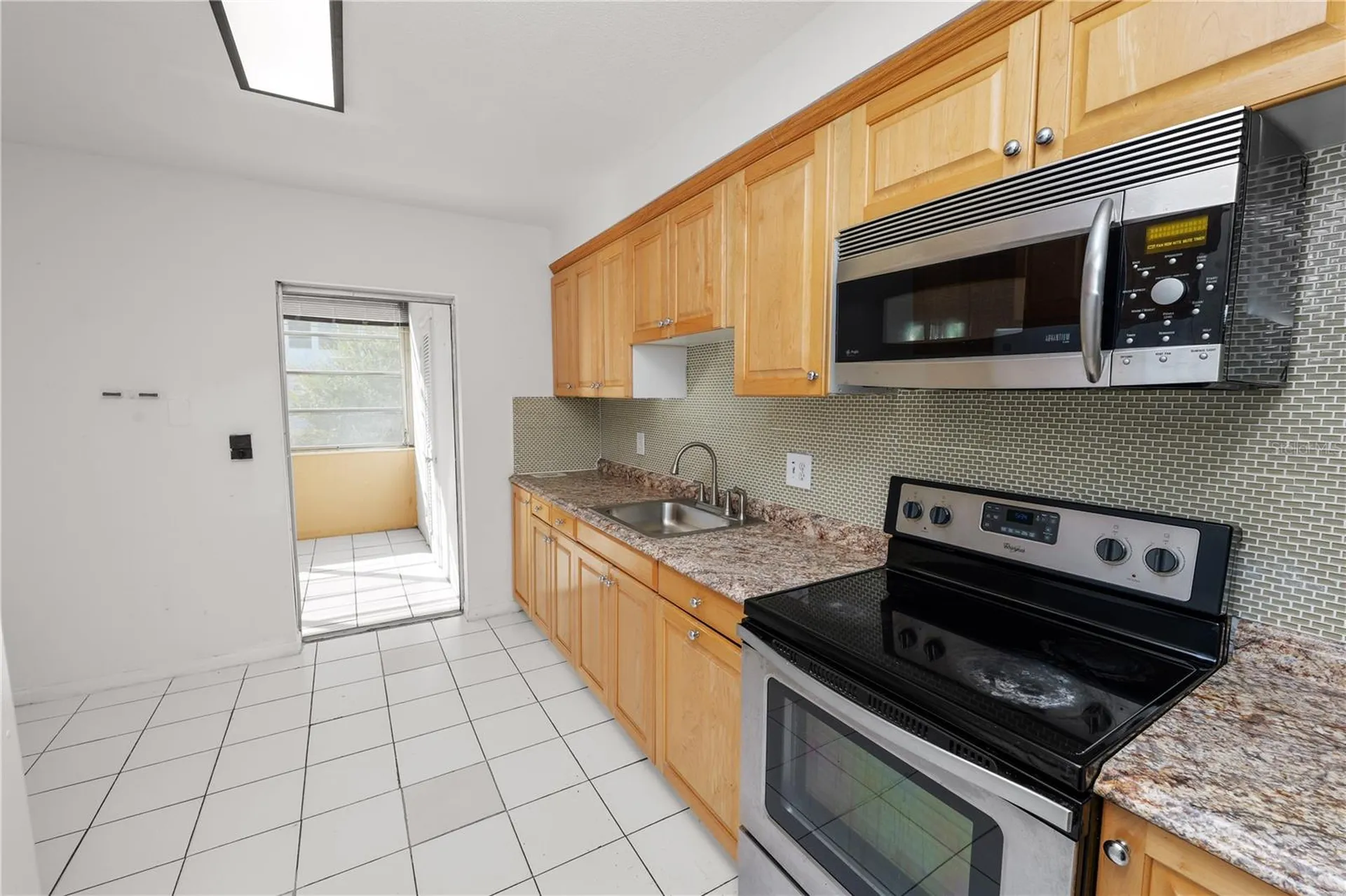 5728 14th Avenue N St Petersburg FL 33710