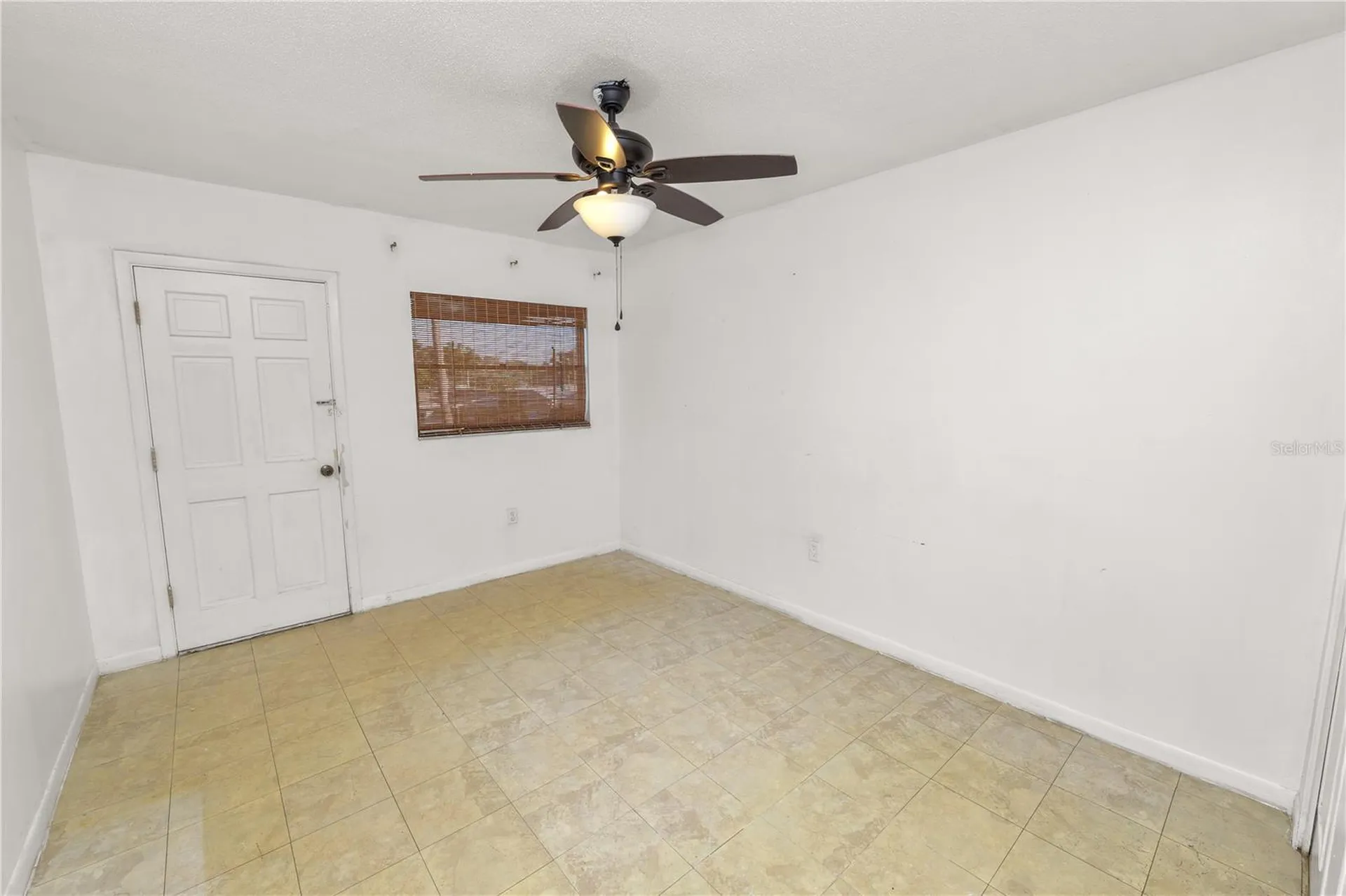 5728 14th Avenue N St Petersburg FL 33710