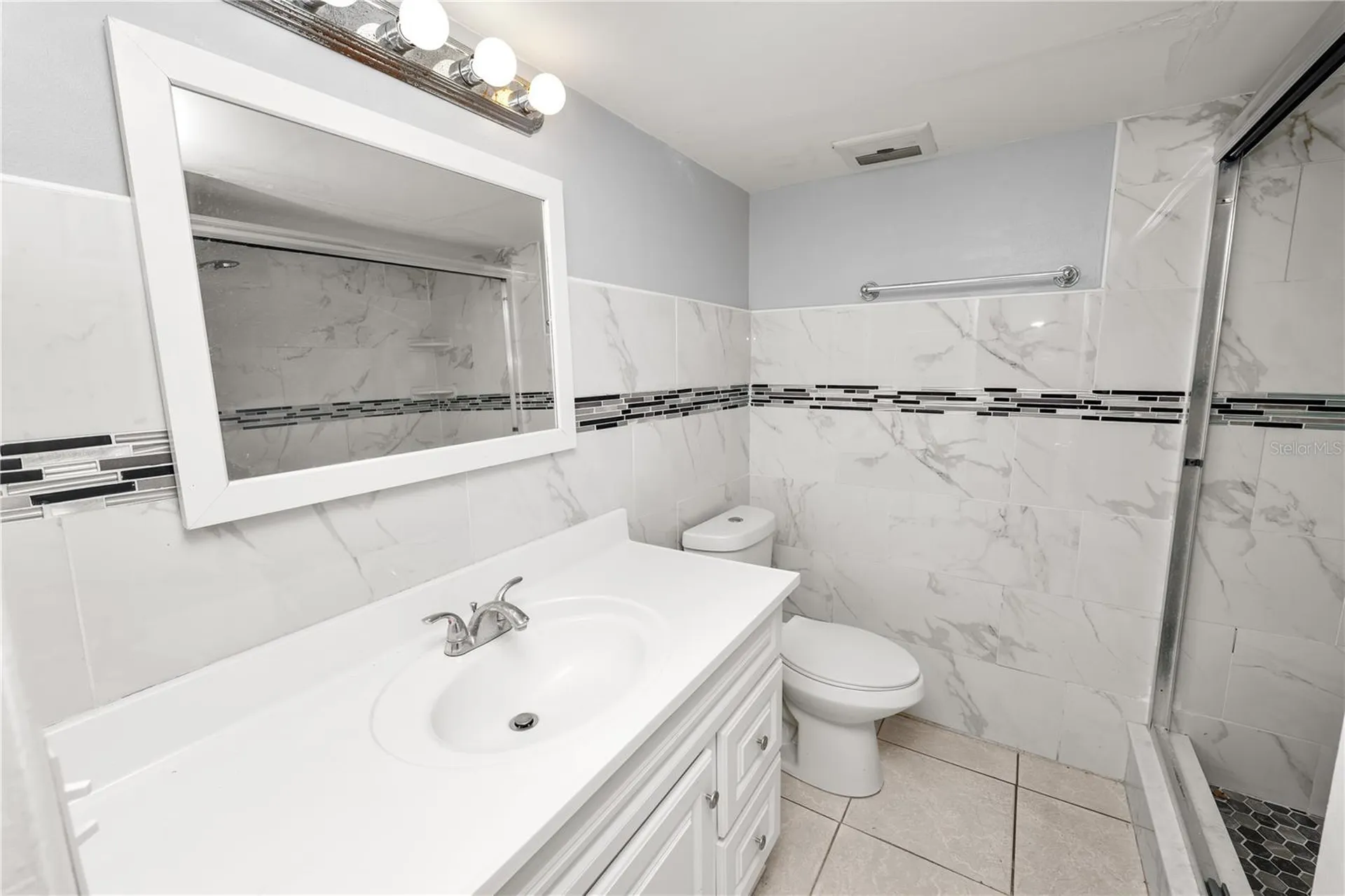 5728 14th Avenue N St Petersburg FL 33710