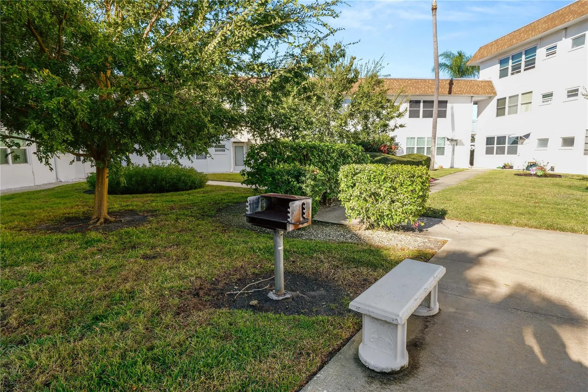 5728 14th Avenue N St Petersburg FL 33710