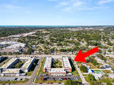 5728 14th Avenue N St Petersburg FL 33710