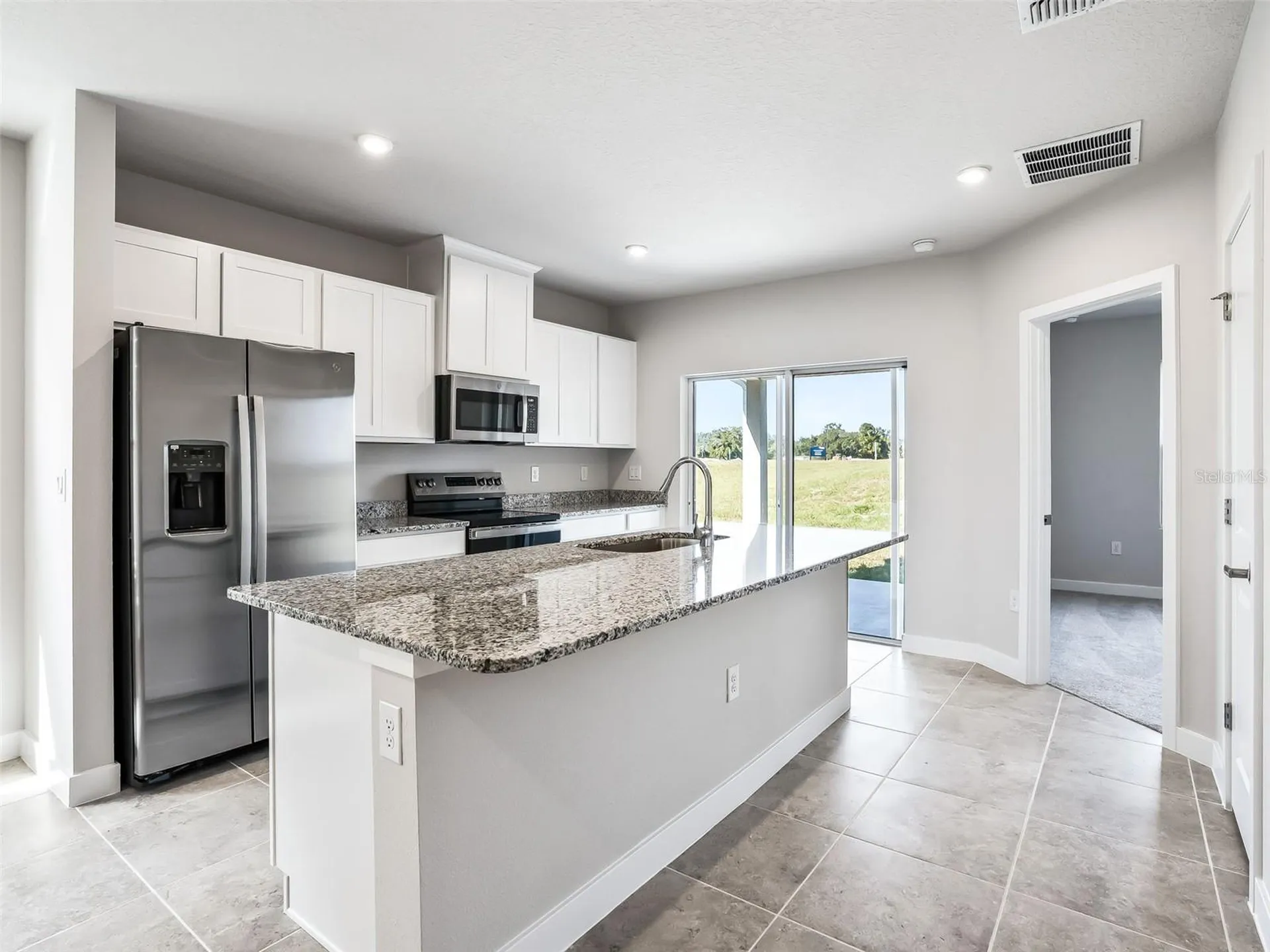 1205 Port Blue Way Lady Lake FL 32159