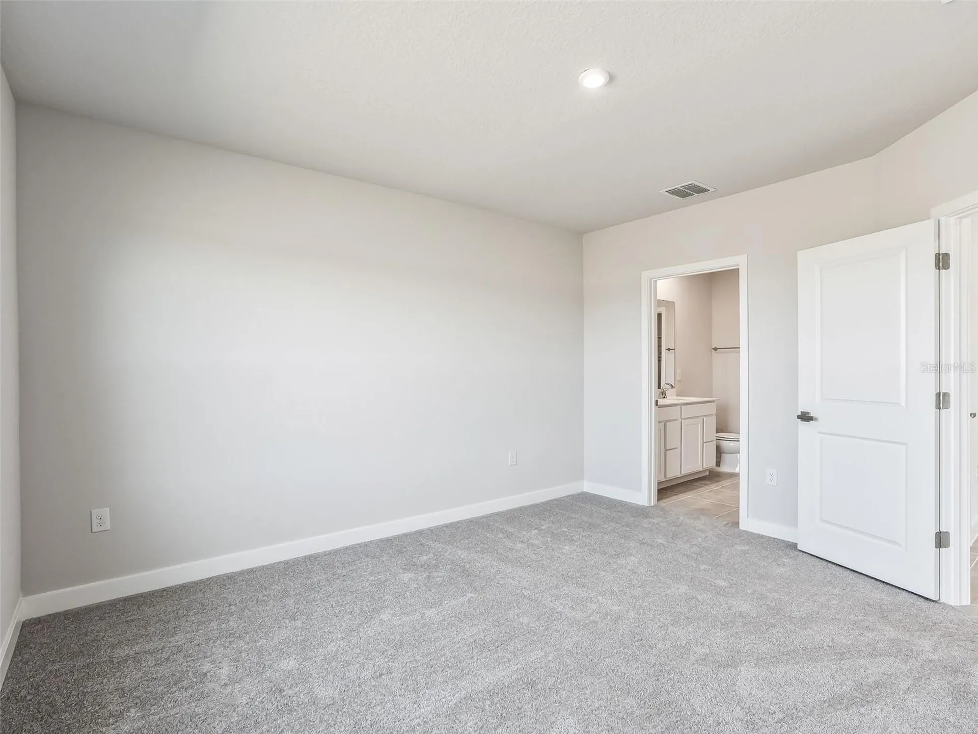 1205 Port Blue Way Lady Lake FL 32159