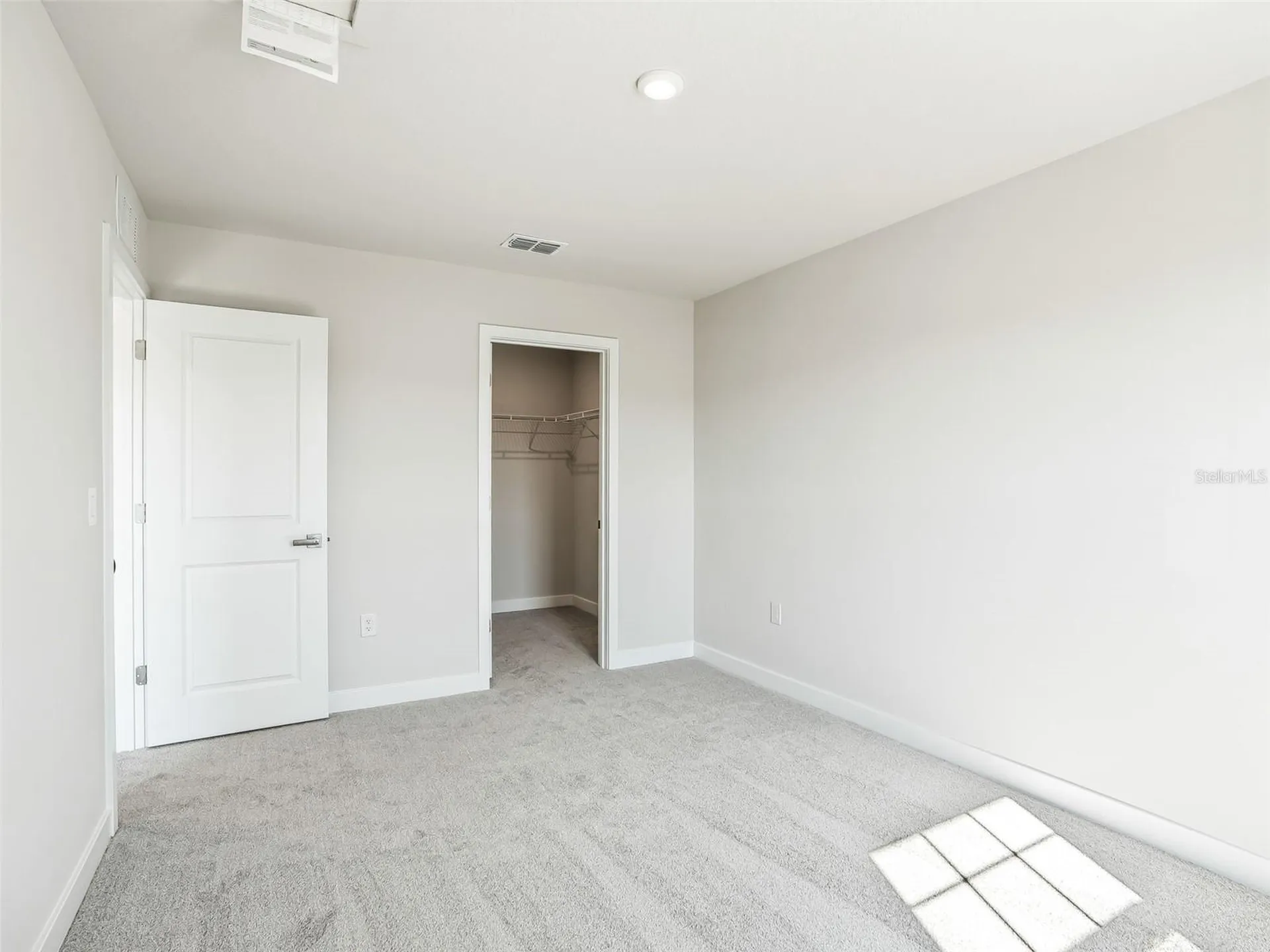 1205 Port Blue Way Lady Lake FL 32159
